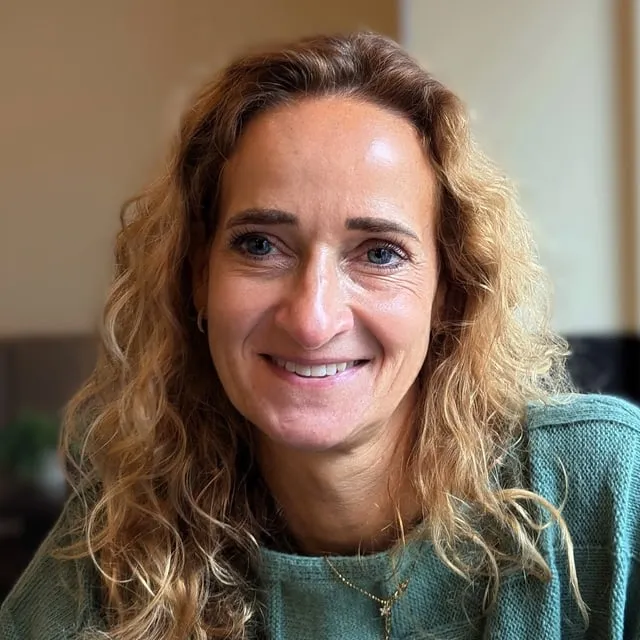 Claudia Lenzen, Kursleiterin von Plantsch Mit!